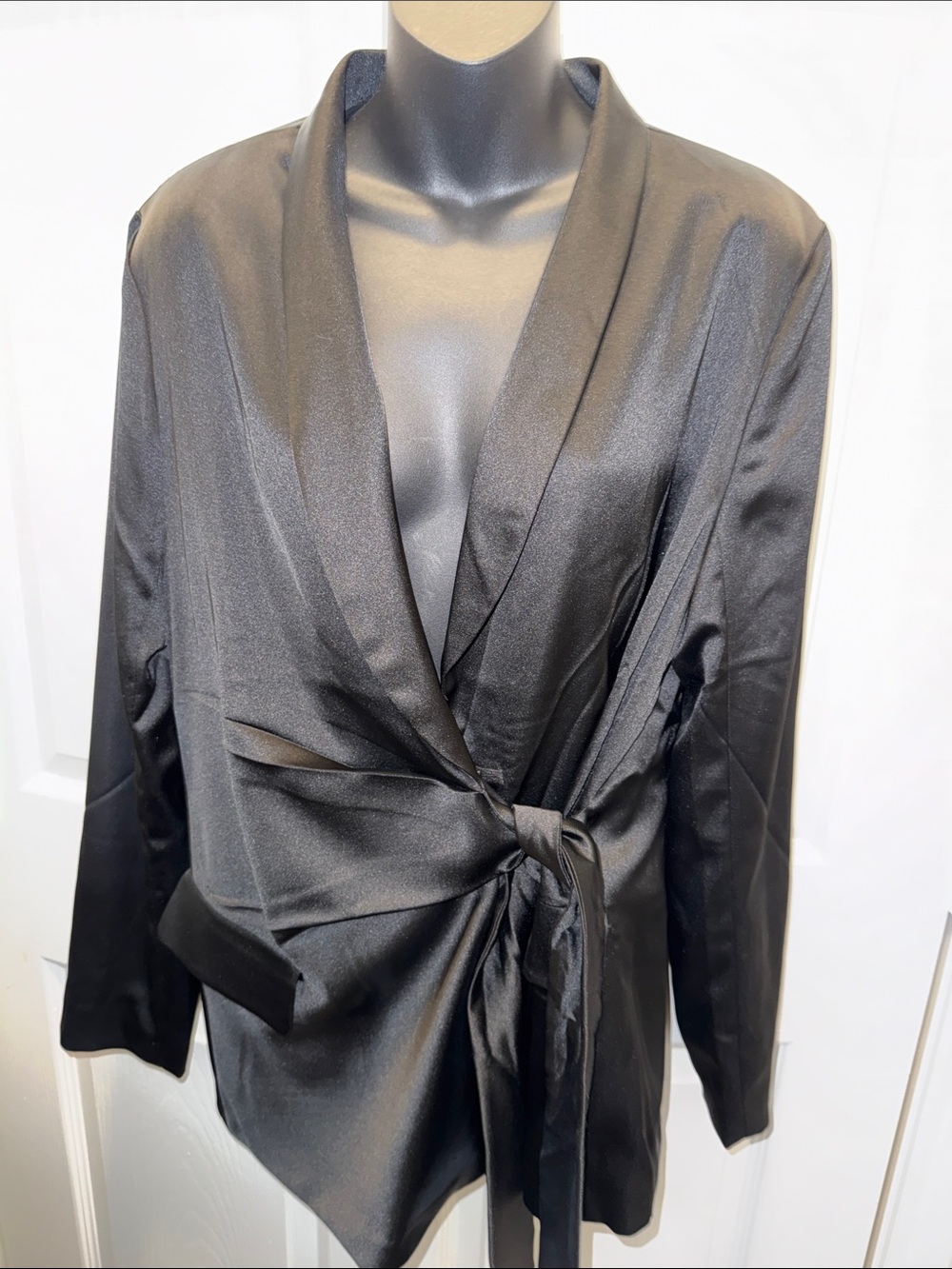 Versona Black Satin Wrap Blazer
